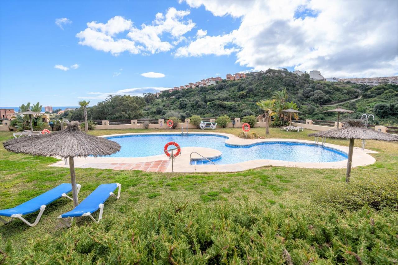 9 Penthouse With Amazing Sea Views, Close To Golf Manilva Duquesa Exteriör bild
