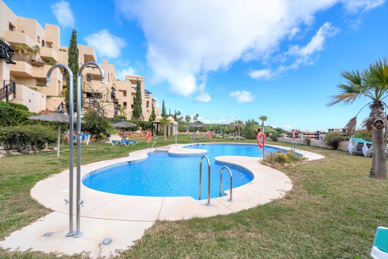 9 Penthouse With Amazing Sea Views, Close To Golf Manilva Duquesa Exteriör bild