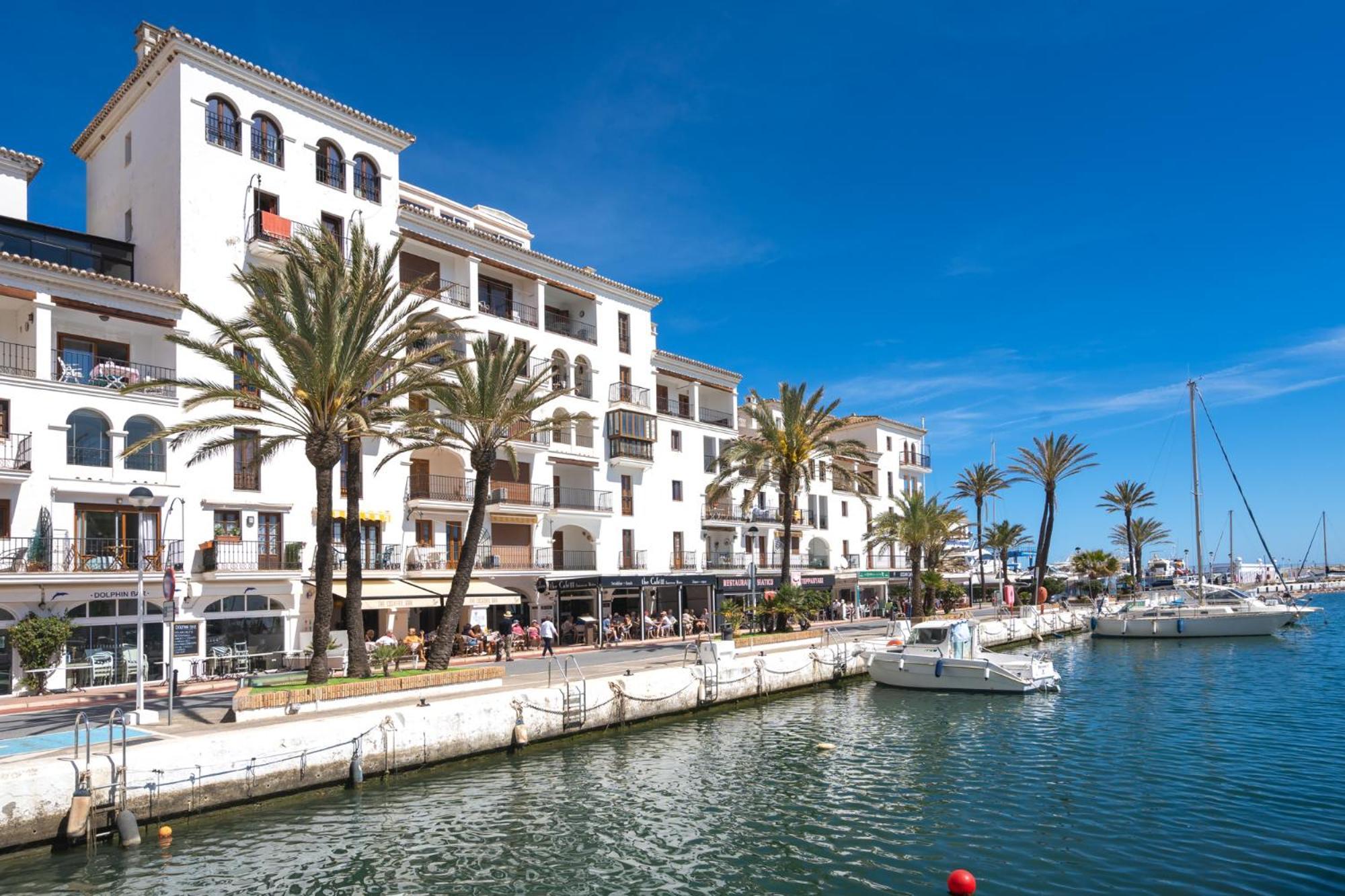 9 Penthouse With Amazing Sea Views, Close To Golf Manilva Duquesa Exteriör bild